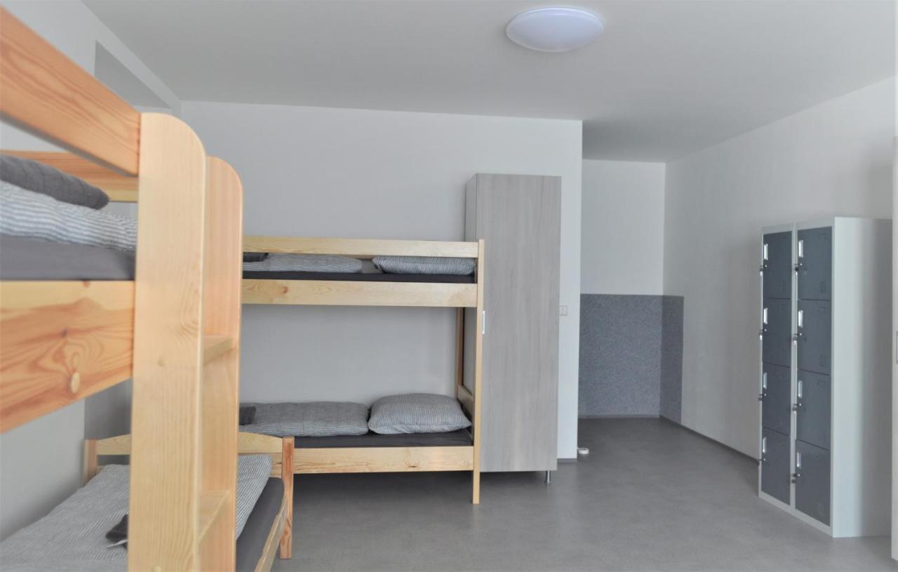 Hostal A Cykloubytovna Koupaliste Kadaň