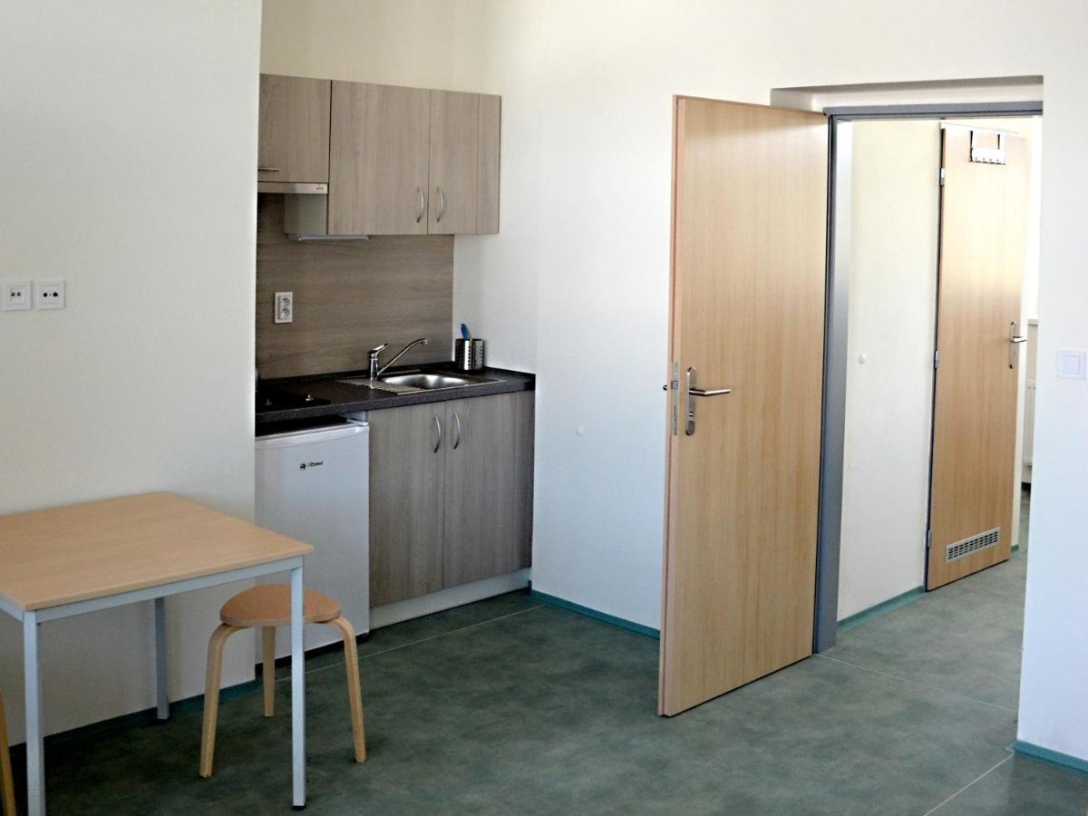 Hostal A Cykloubytovna Koupaliste *